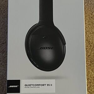 Bose QuietComfort 35 II Wireless Noise Cancelling Headphones – Black